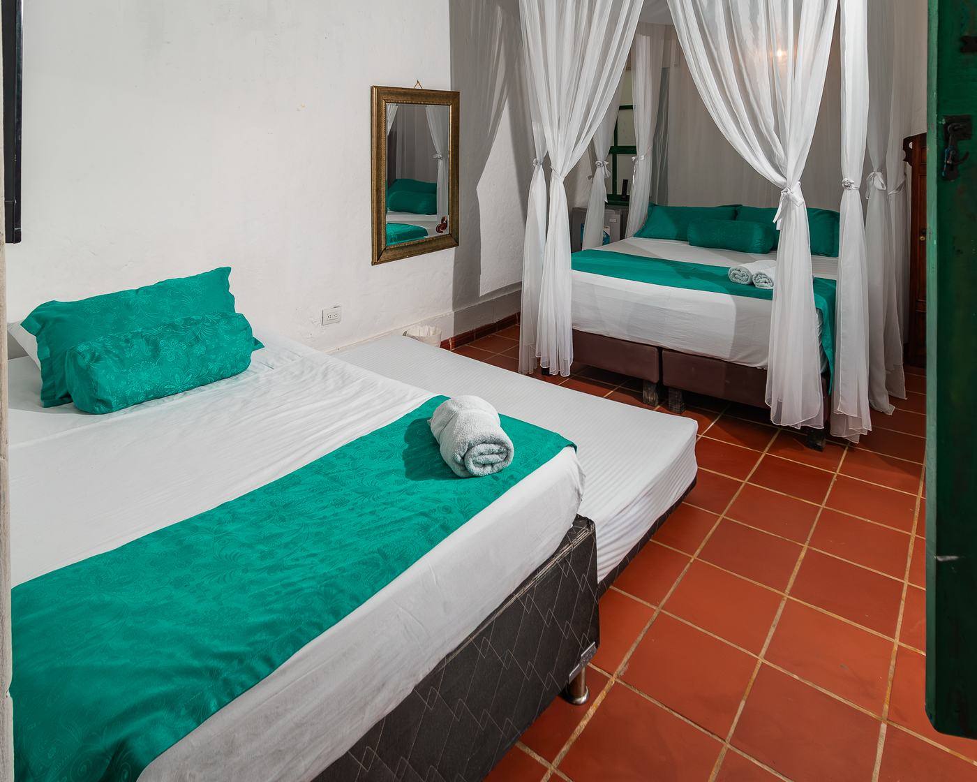 Habitación sencilla para 4 personas en Palma Serena